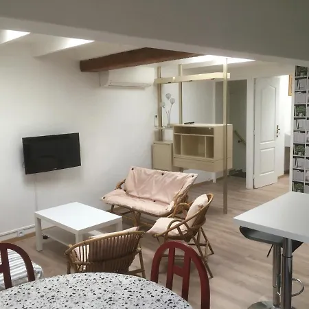 Le Clos Des * Meylan