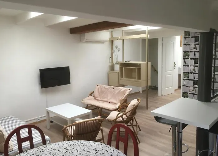 Le Clos Des * Meylan